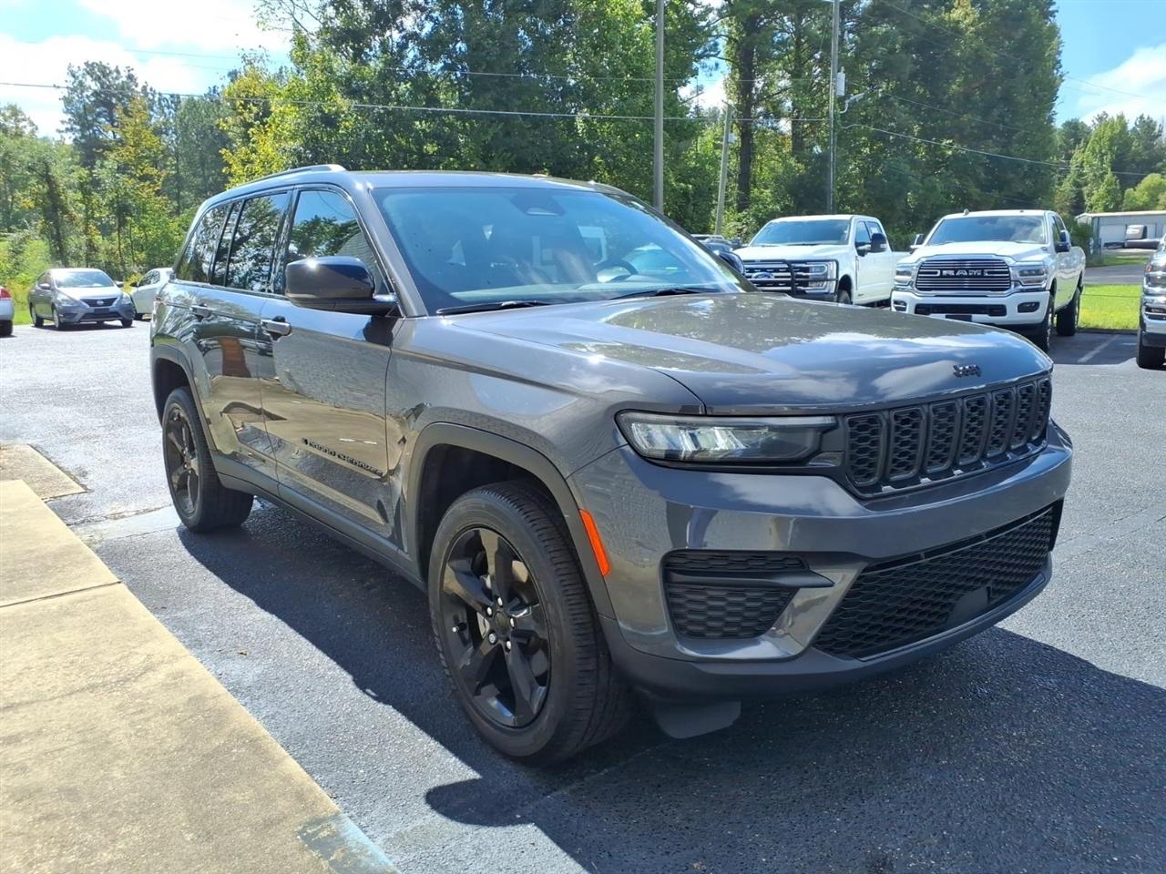 Jeep Grand Cherokee  2025