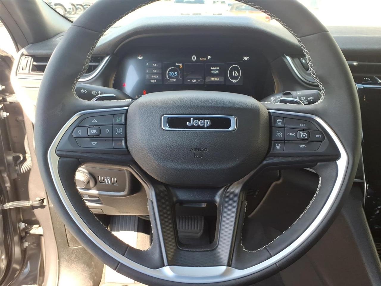 Jeep Grand Cherokee  2025