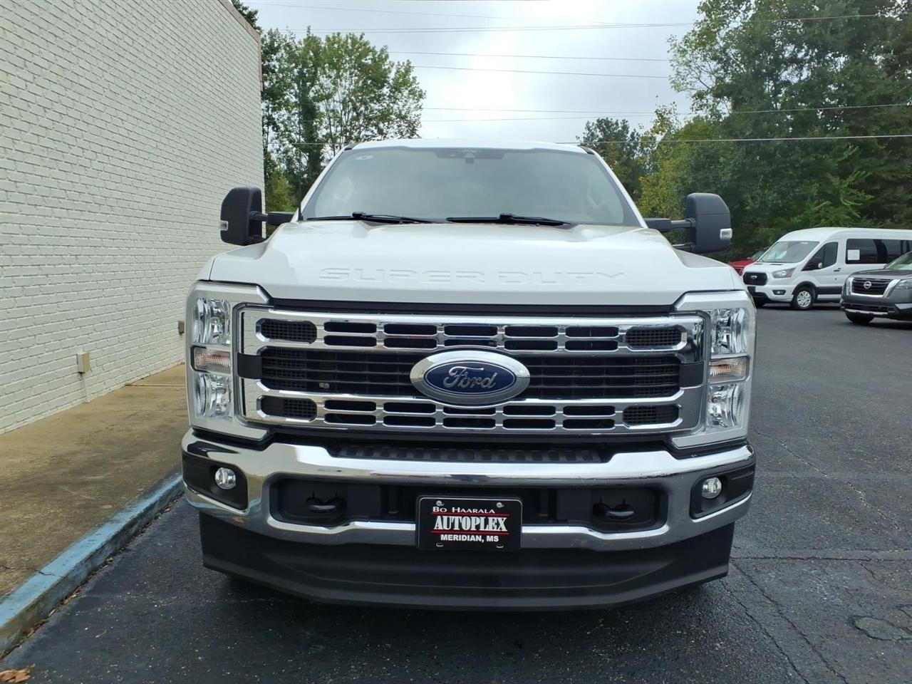 Ford F-250 SD  2025