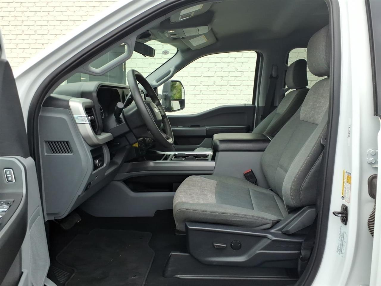 Ford F-250 SD  2025