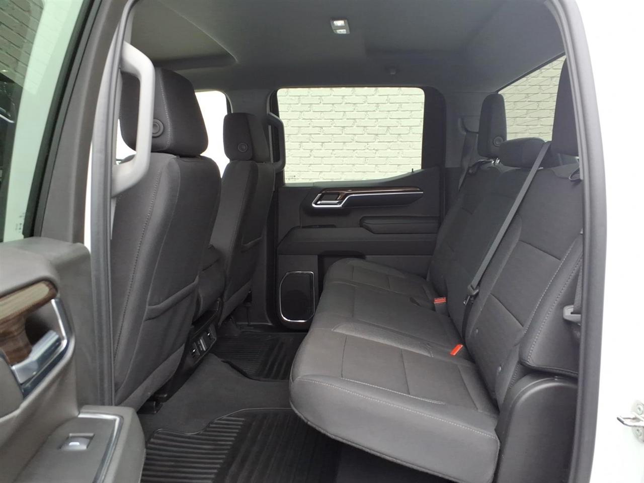 Chevrolet Silverado 1500 LT 4WD 2024