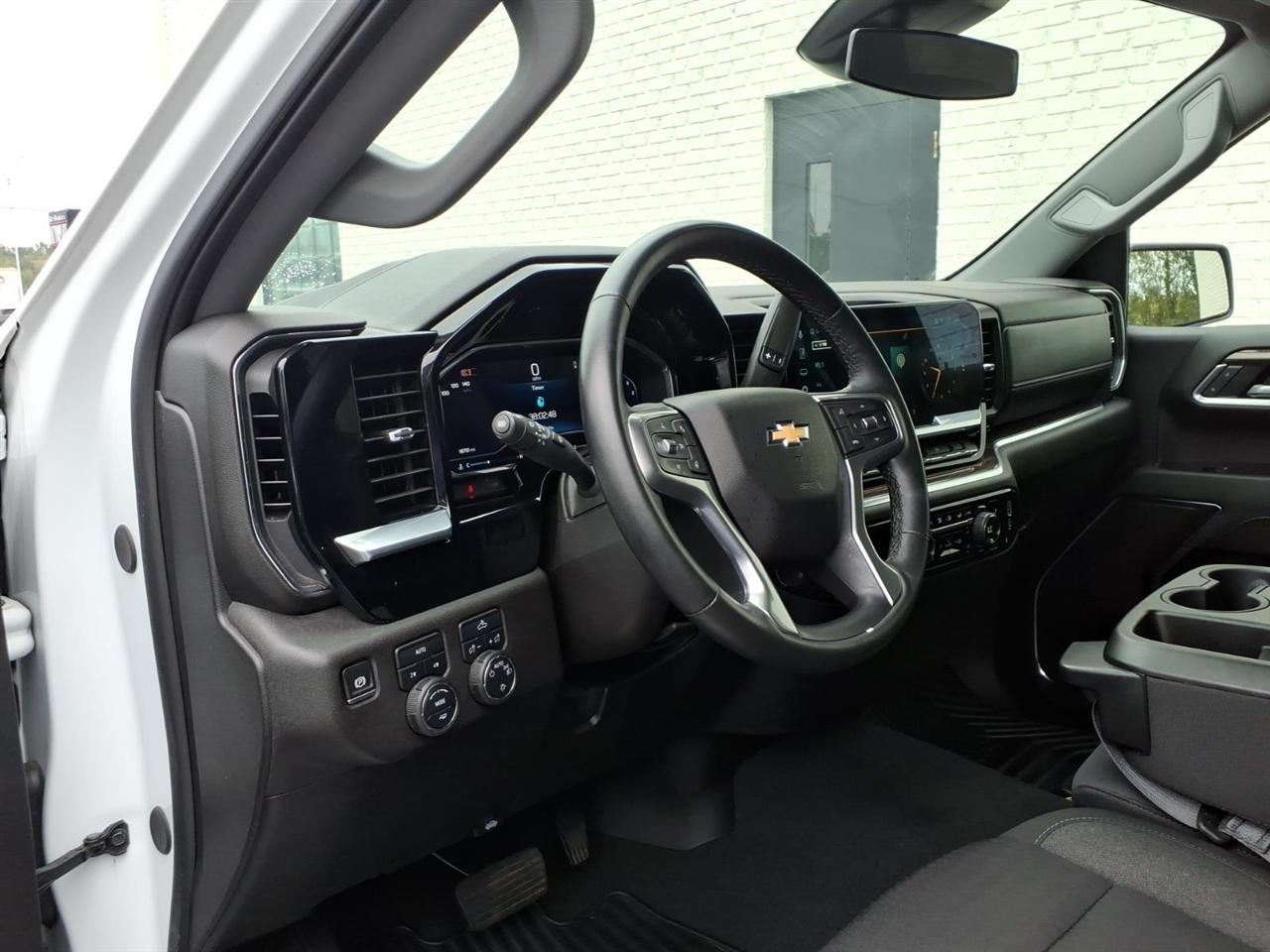 Chevrolet Silverado 1500 LT 4WD 2024