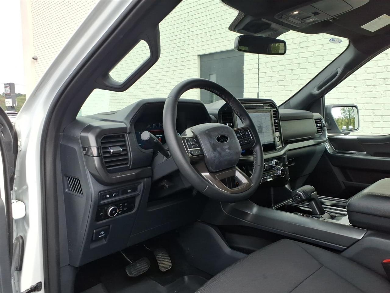 Ford F-150 XLT 4WD SuperCrew 5.5' Box 2024