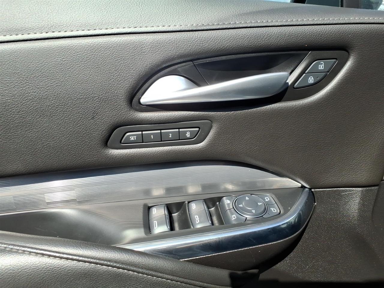 Cadillac XT4  2025