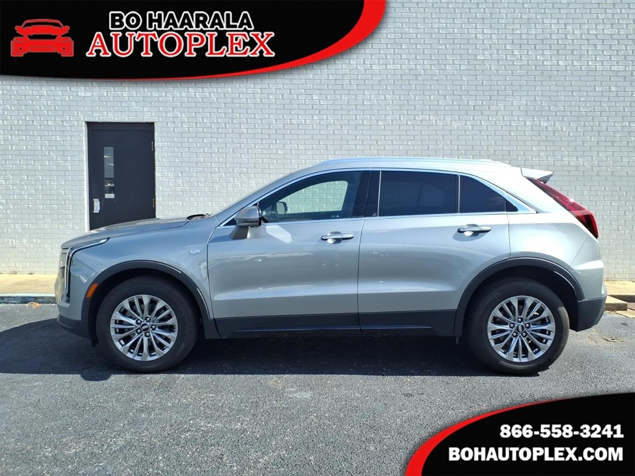 2025 Cadillac XT4 Premium Luxury