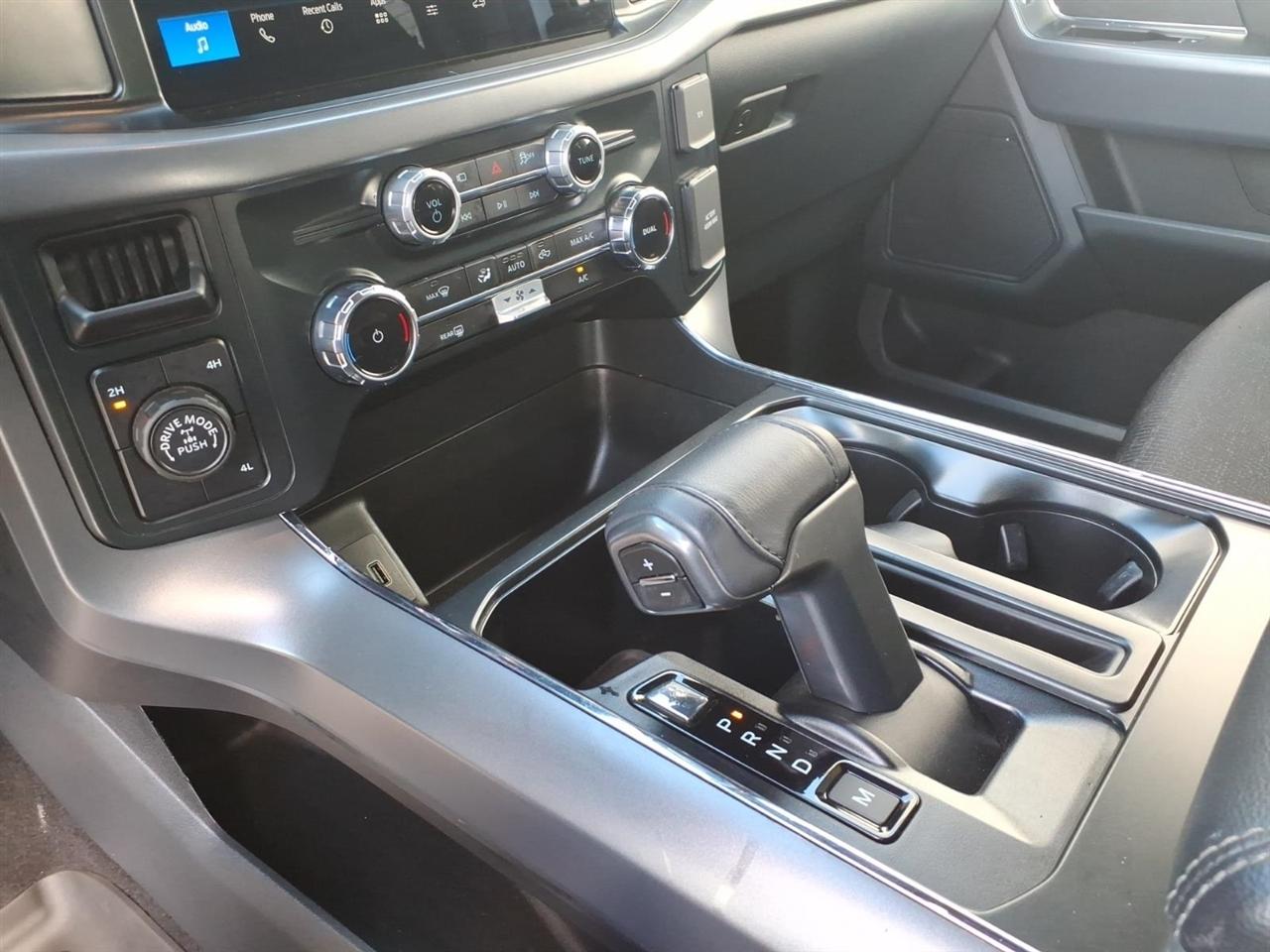 Ford F-150  2025