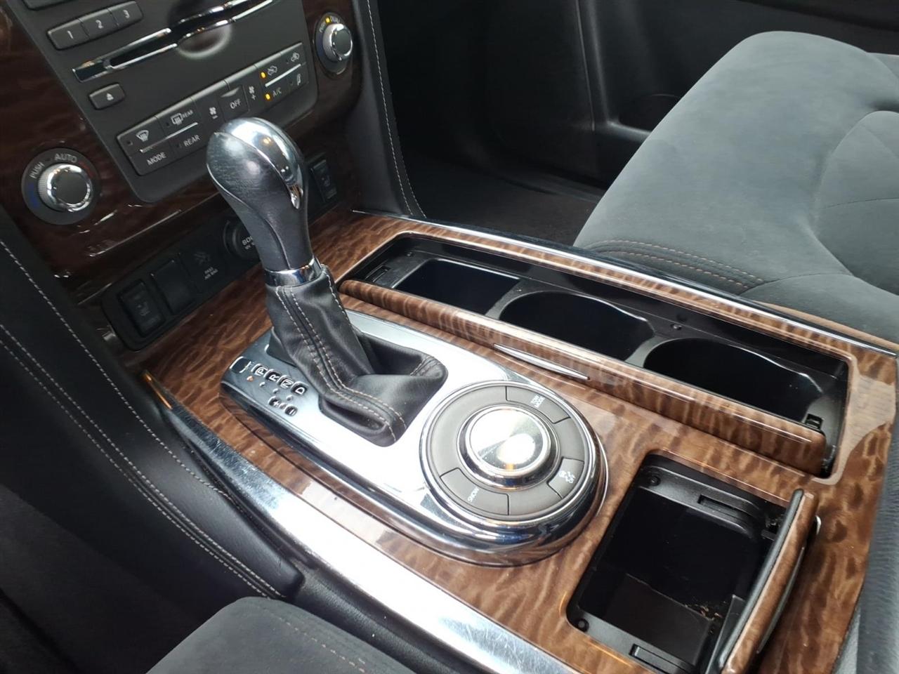 Nissan Armada  2018