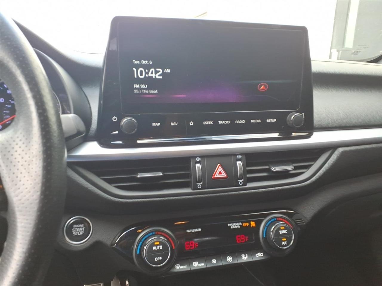 Kia Forte GT-Line 2024