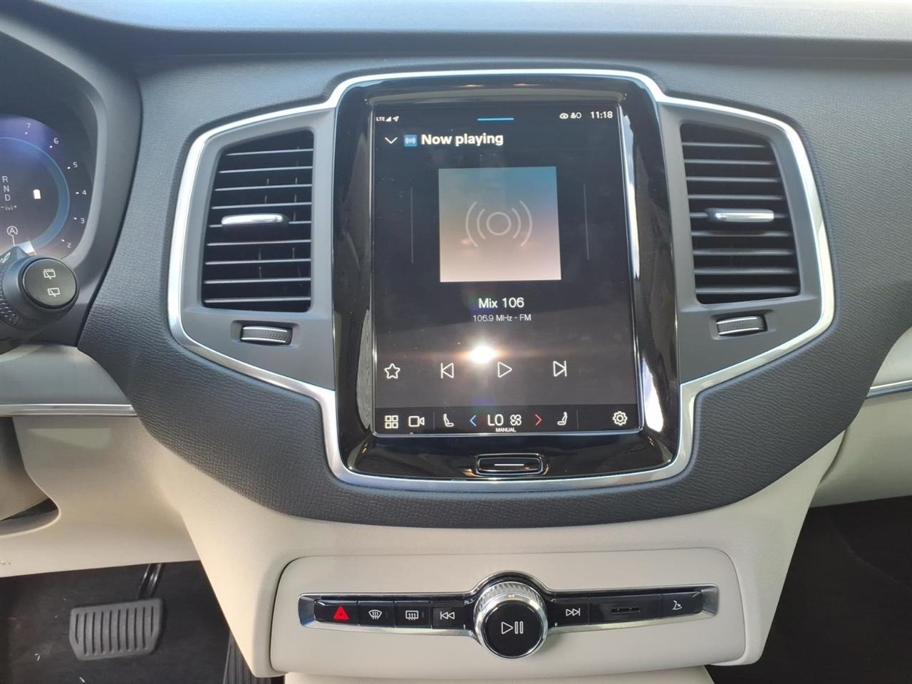 Volvo XC90  2025