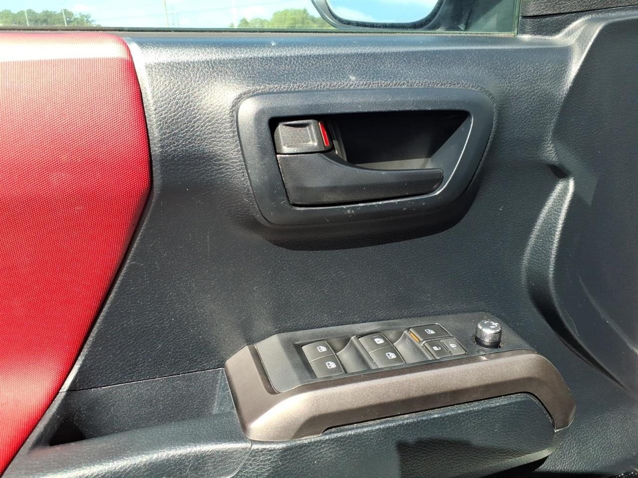 Toyota Tacoma  2016