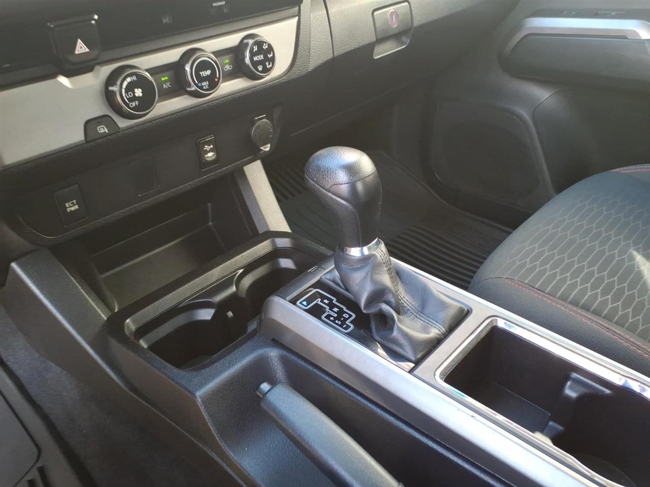 Toyota Tacoma  2016