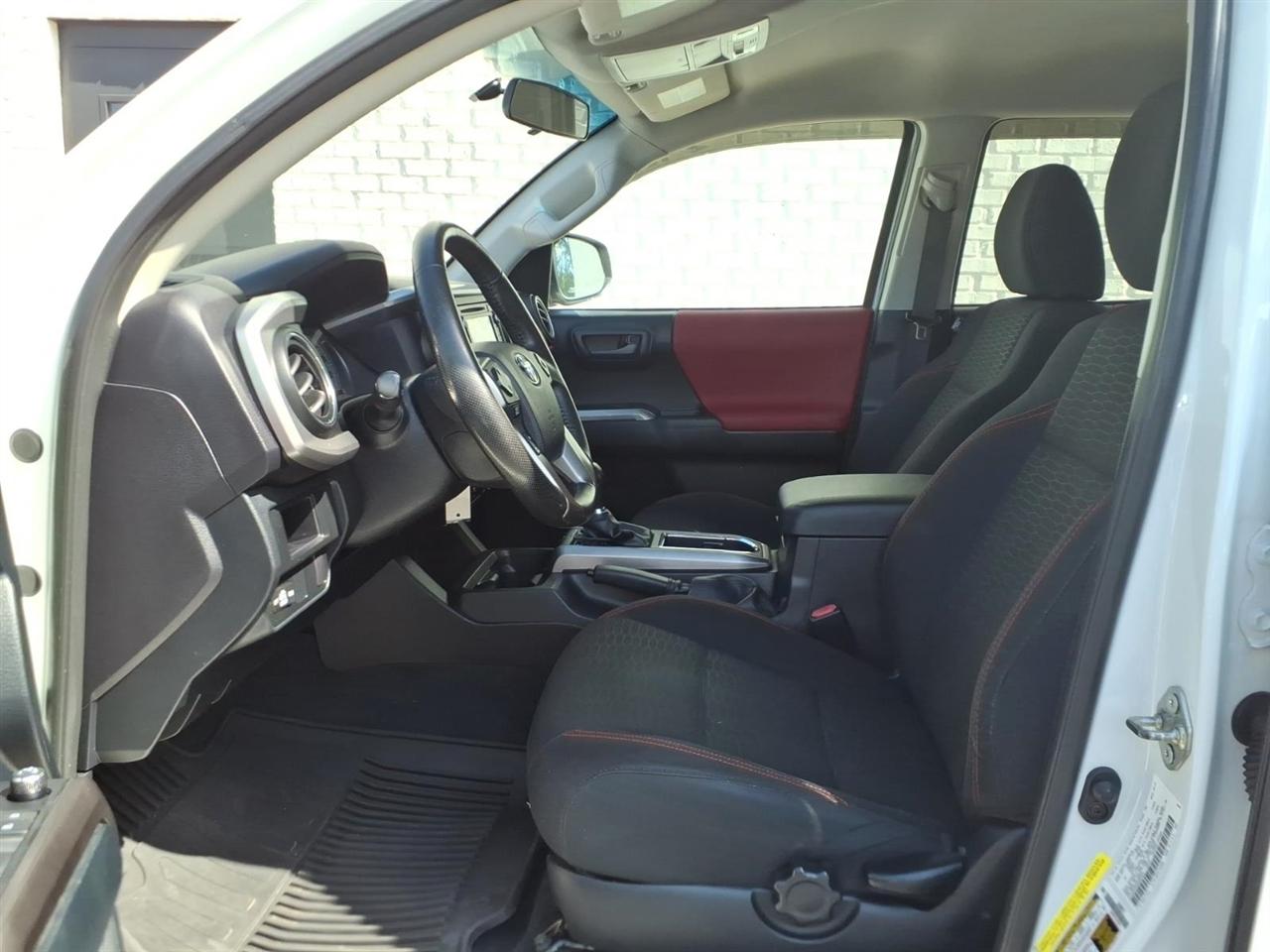 Toyota Tacoma  2016