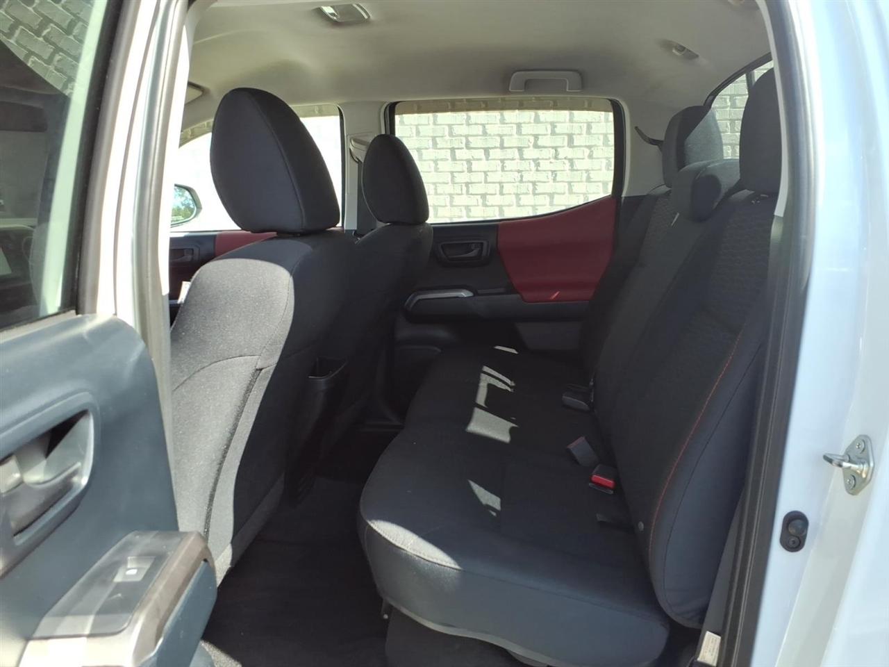 Toyota Tacoma  2016