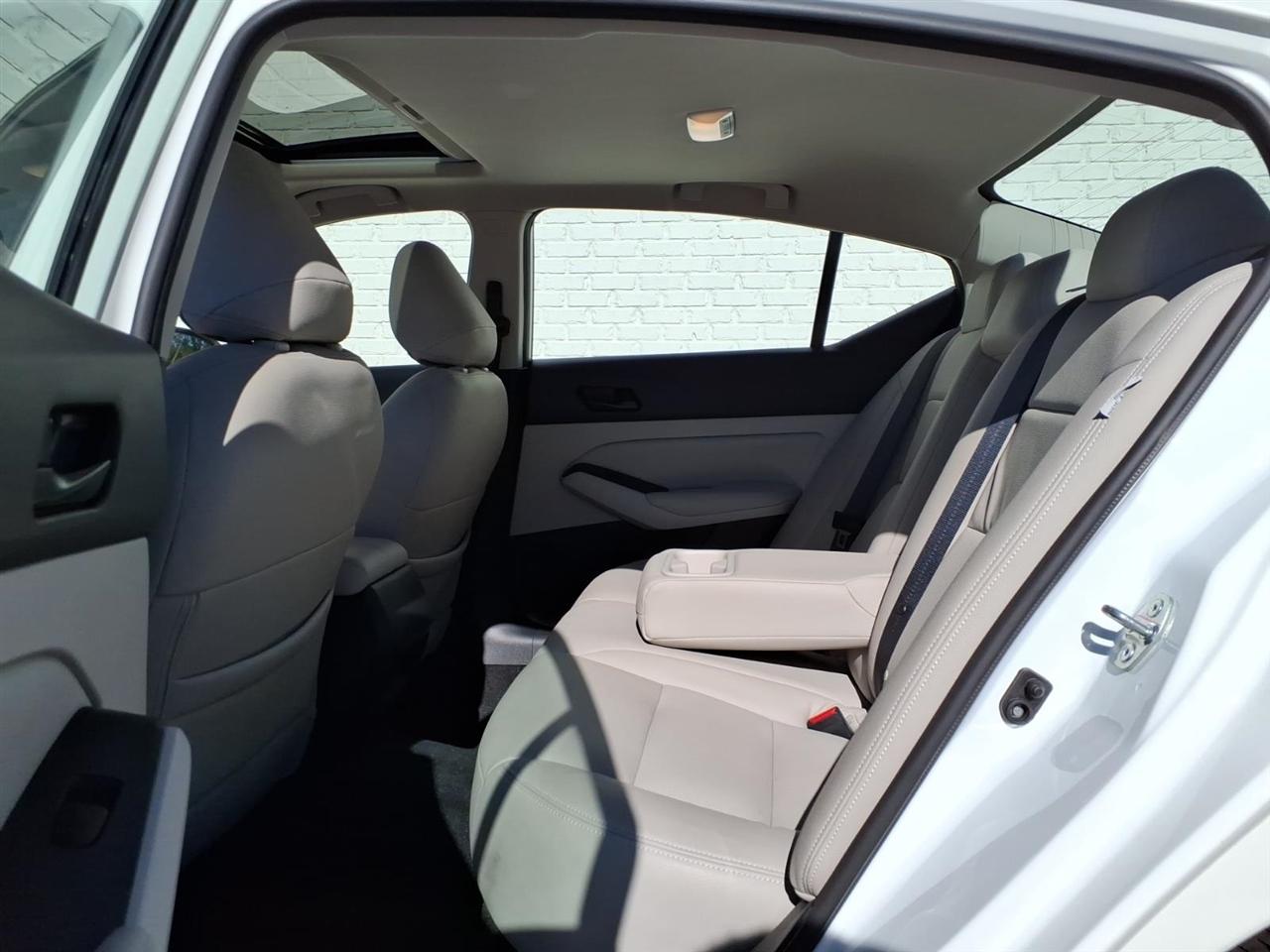 Nissan Altima  2024