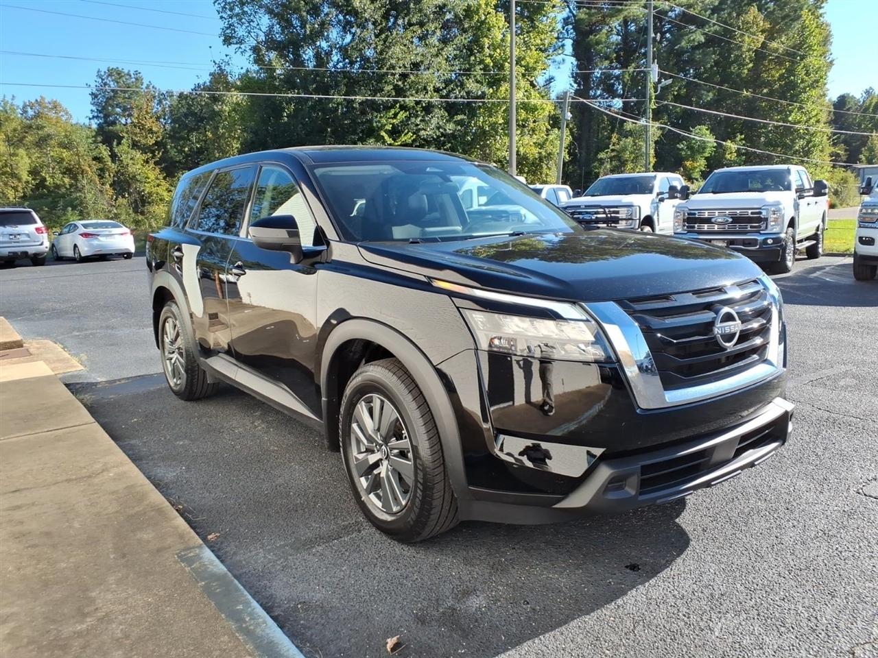 Nissan Pathfinder  2025