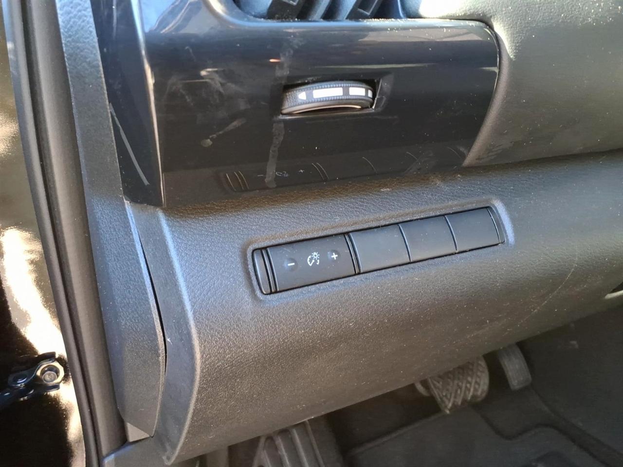 Nissan Pathfinder  2025