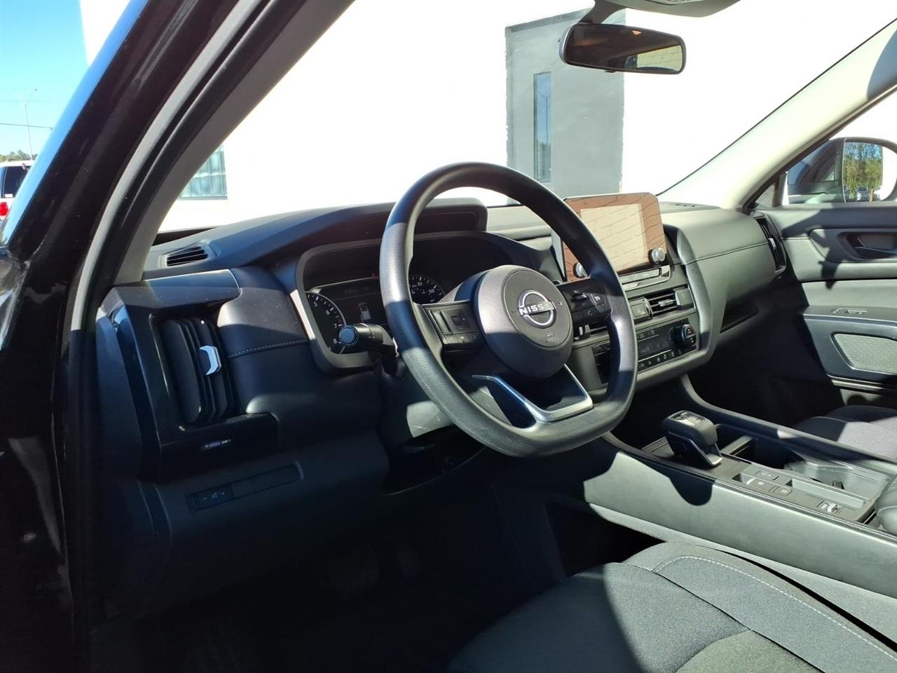 Nissan Pathfinder  2025