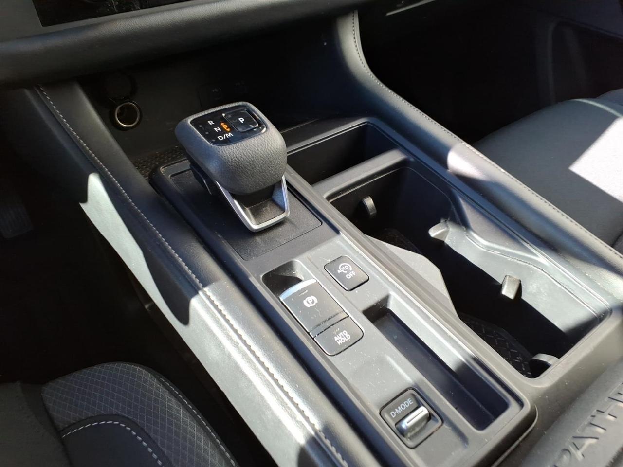 Nissan Pathfinder  2025