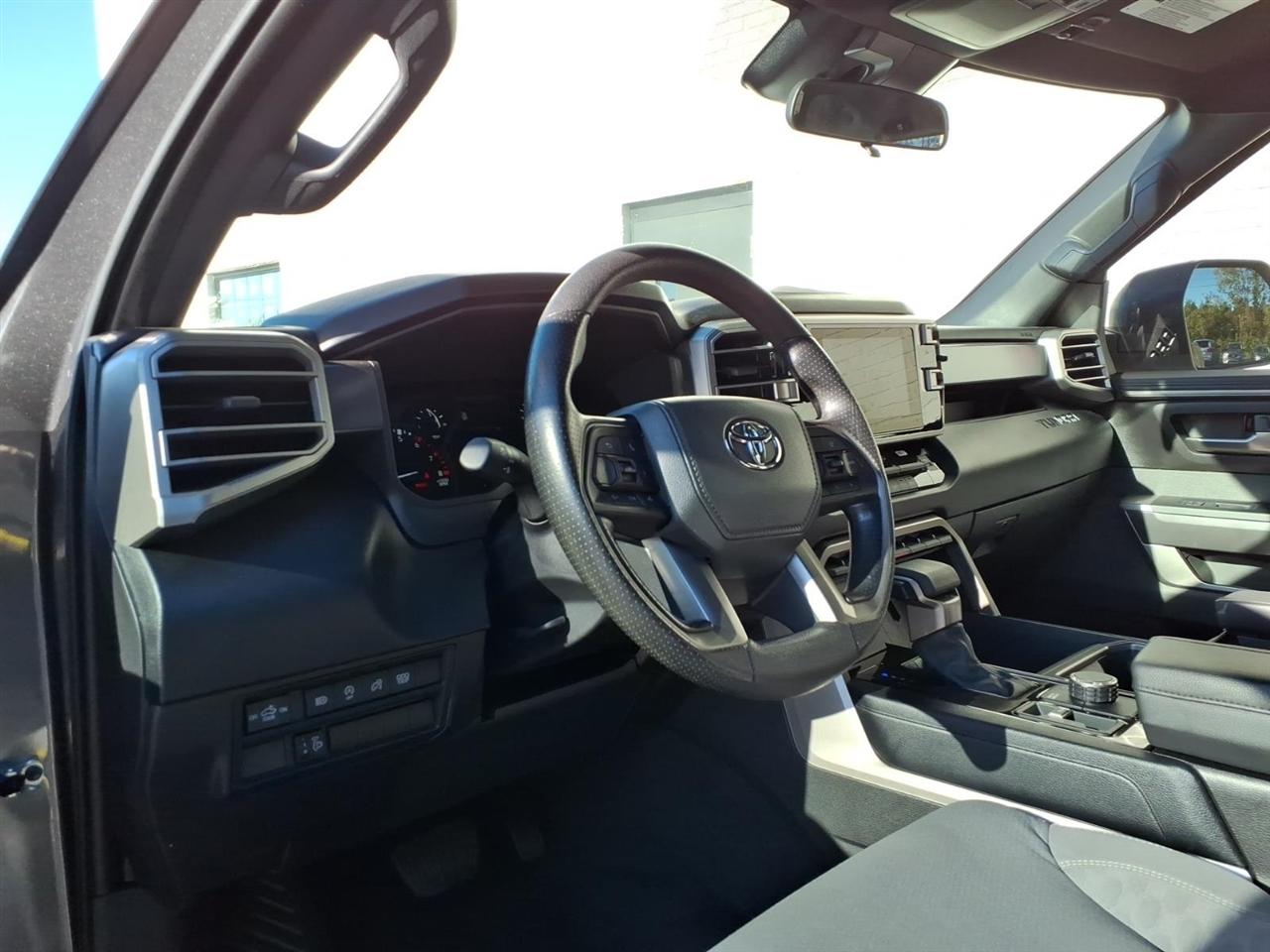 Toyota Tundra  2025