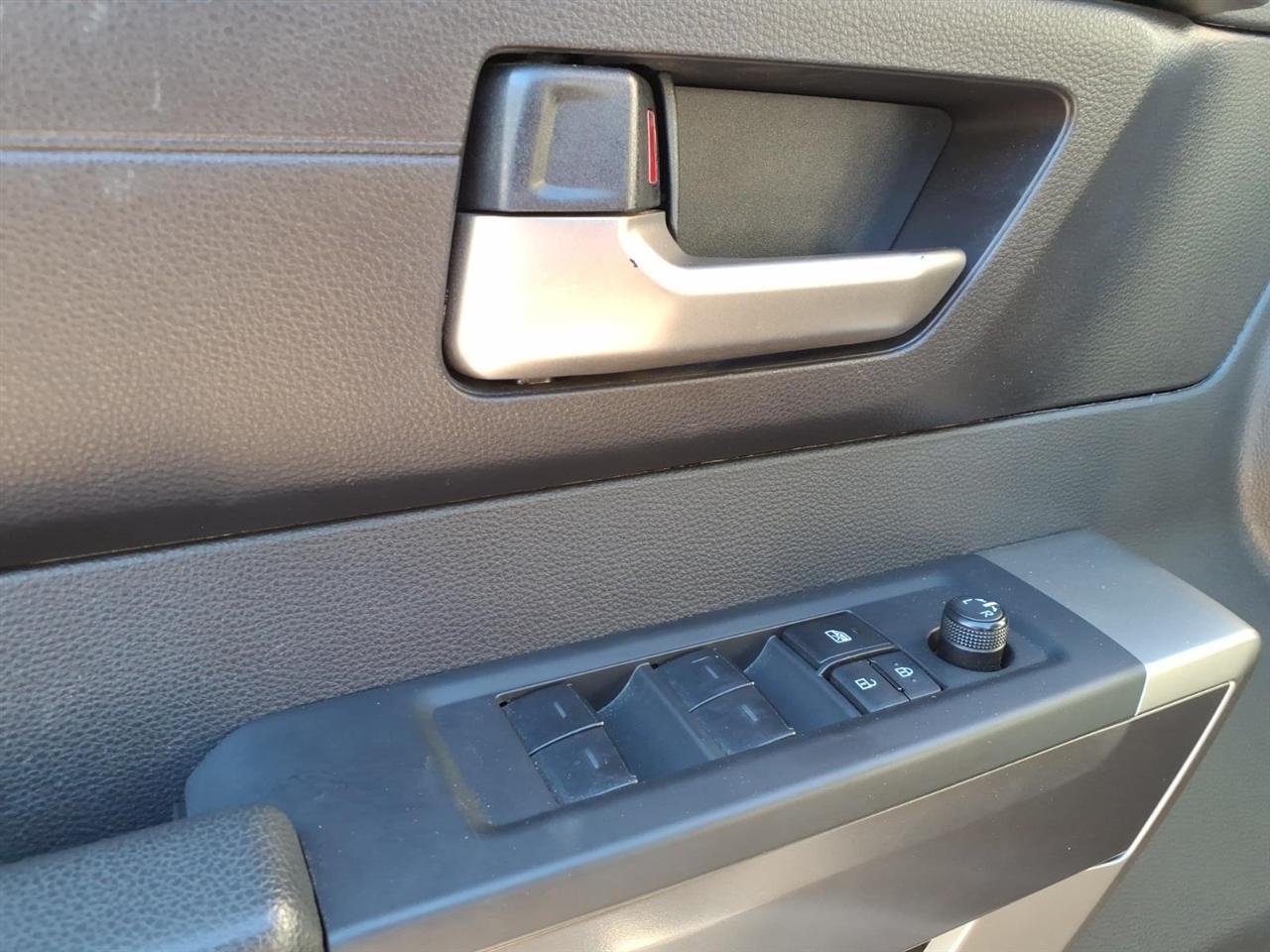 Toyota Tundra  2025