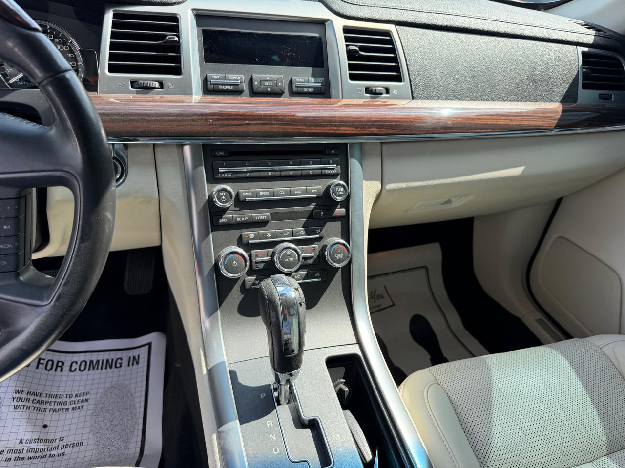 Lincoln MKS AWD 2009