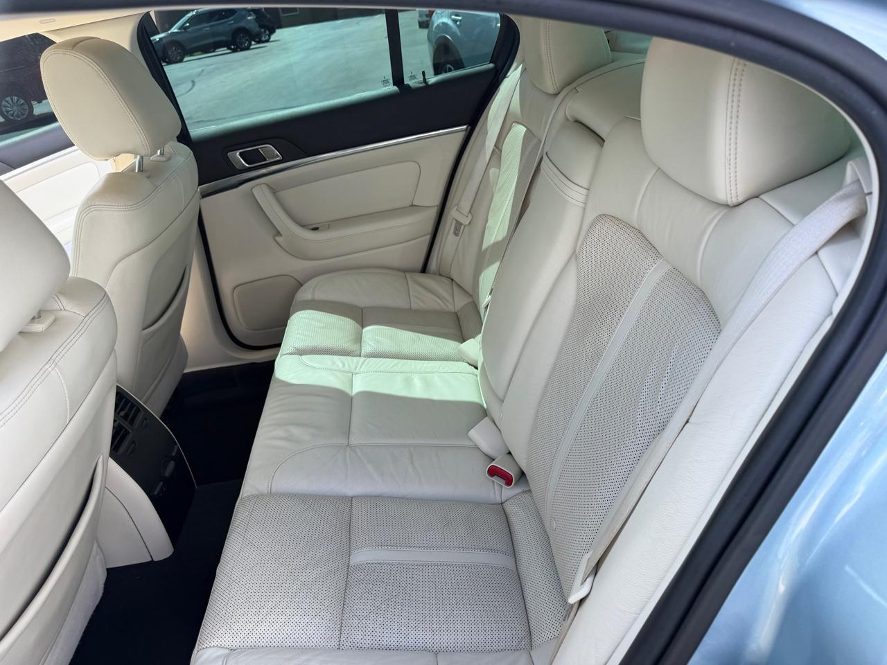 Lincoln MKS AWD 2009