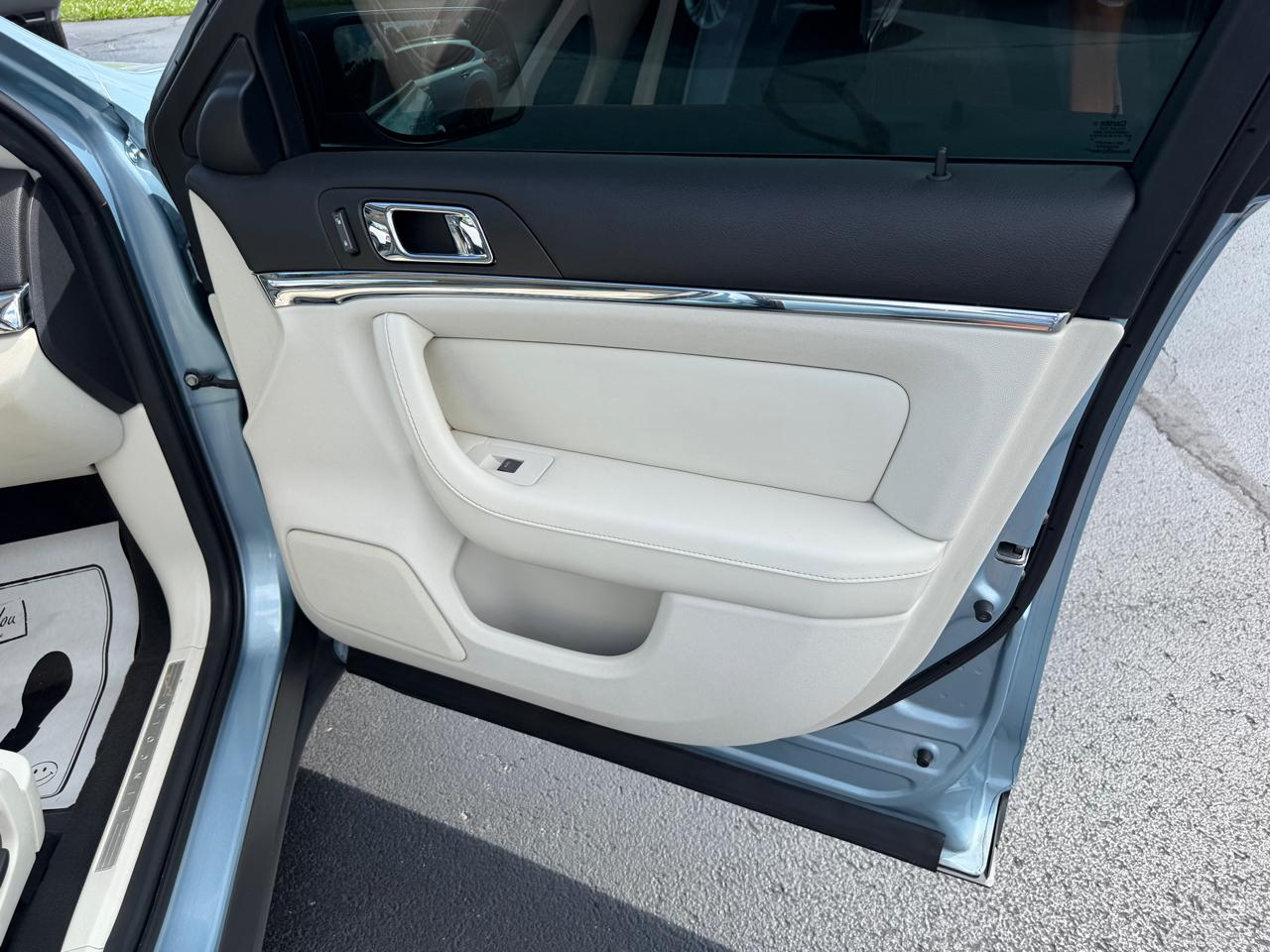 Lincoln MKS AWD 2009
