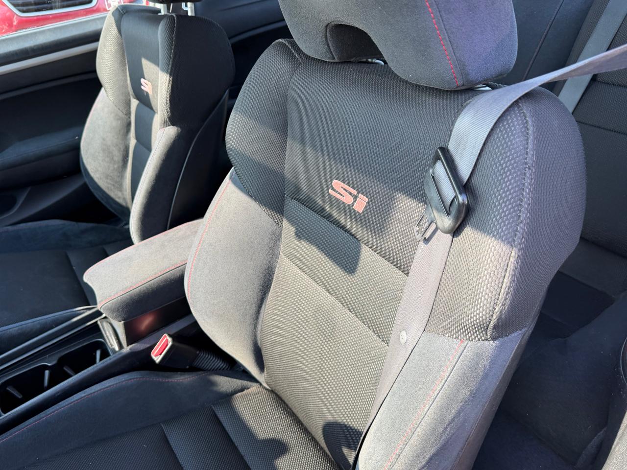 Honda Civic Cpe  2010