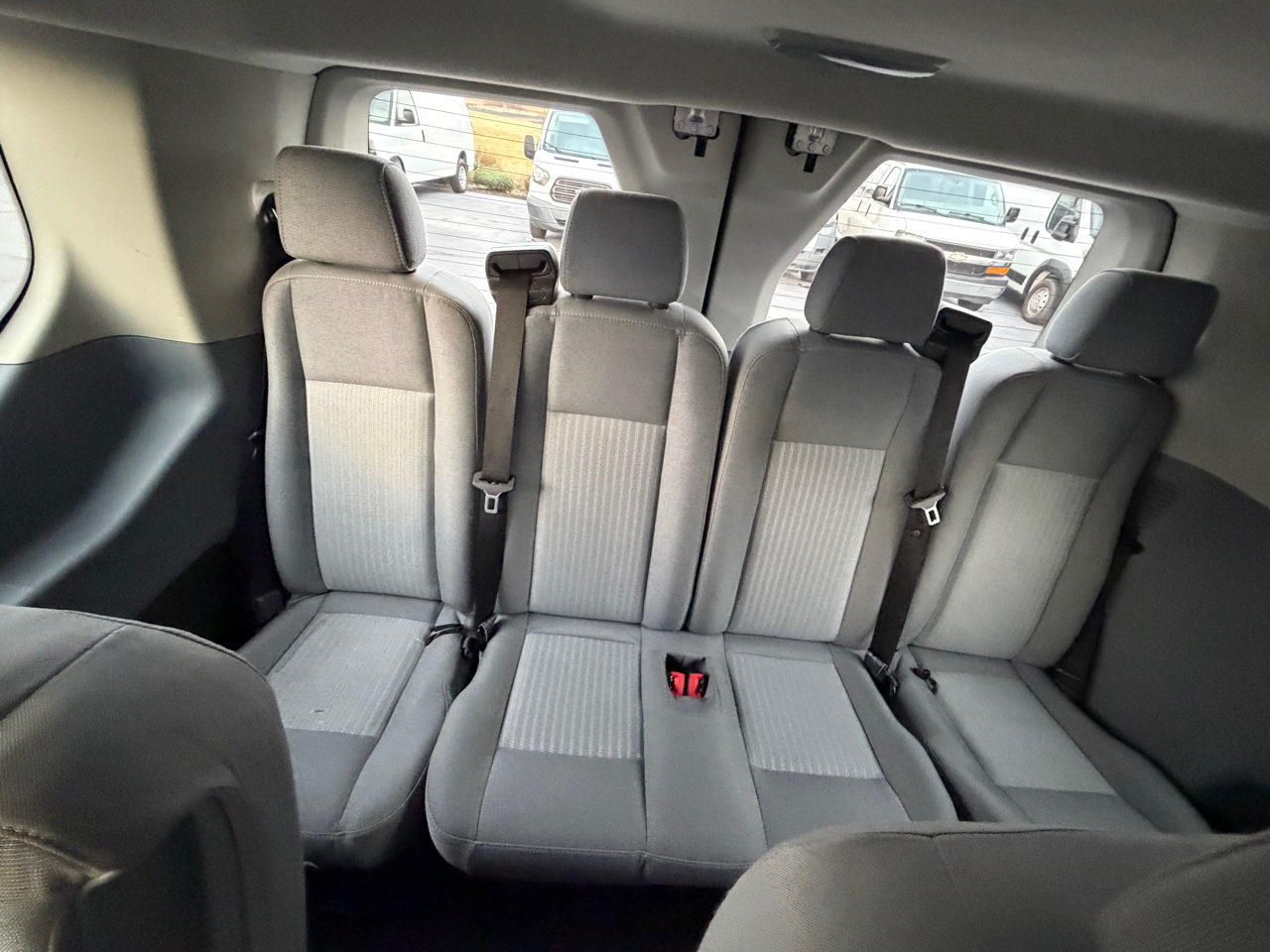 Ford Transit Wagon T-350 148" Low Roof XLT Swing-Out RH Dr 2017