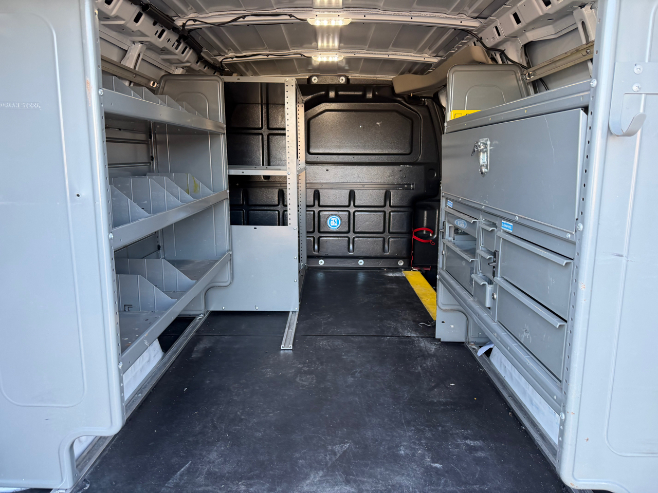 Chevrolet Express Cargo Van RWD 2500 135" 2020