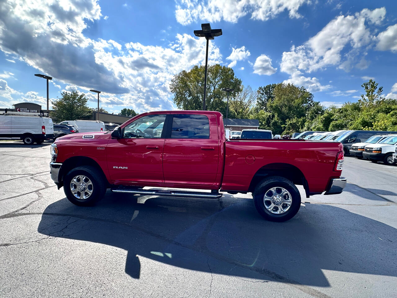 RAM 2500 Big Horn 4x4 Crew Cab 6'4" Box 2022 RAM 2500 Big Horn 4x4 Crew Cab 6'4" Box 2022