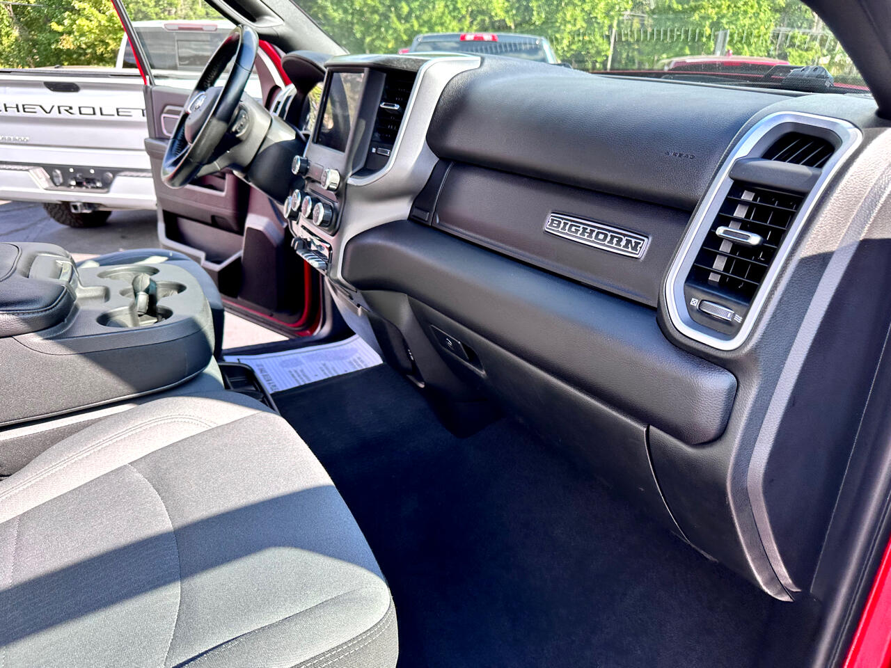 RAM 2500 Big Horn 4x4 Crew Cab 6'4" Box 2022 RAM 2500 Big Horn 4x4 Crew Cab 6'4" Box 2022