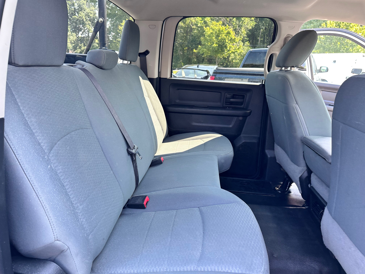 RAM 2500 Tradesman 4x2 Crew Cab 8' Box 2018 RAM 2500 Tradesman 4x2 Crew Cab 8' Box 2018