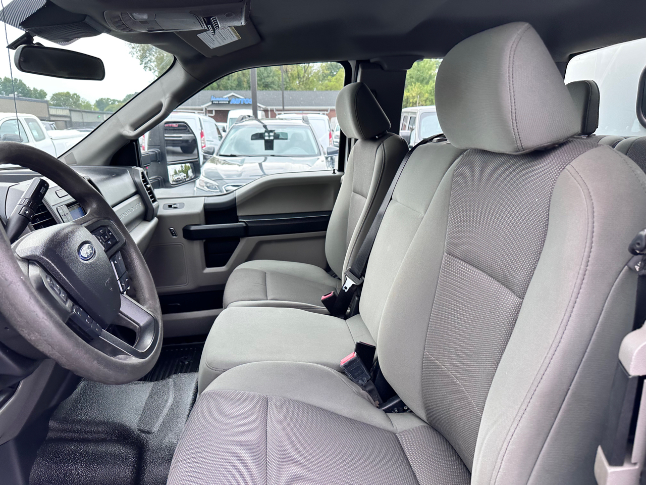2020 Ford F-350 XL photo 10