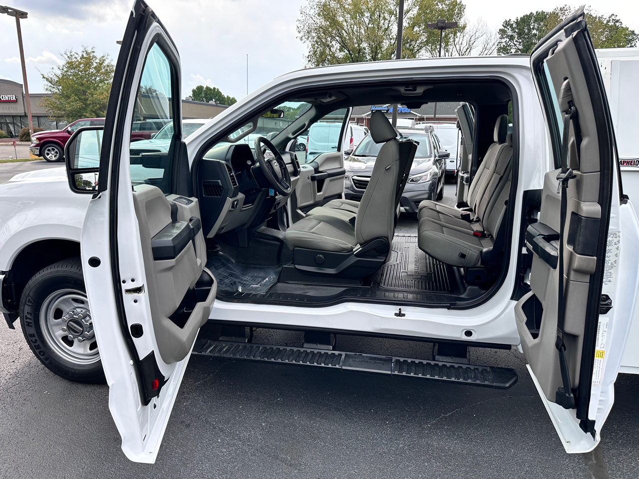 2020 Ford F-350 XL photo 22