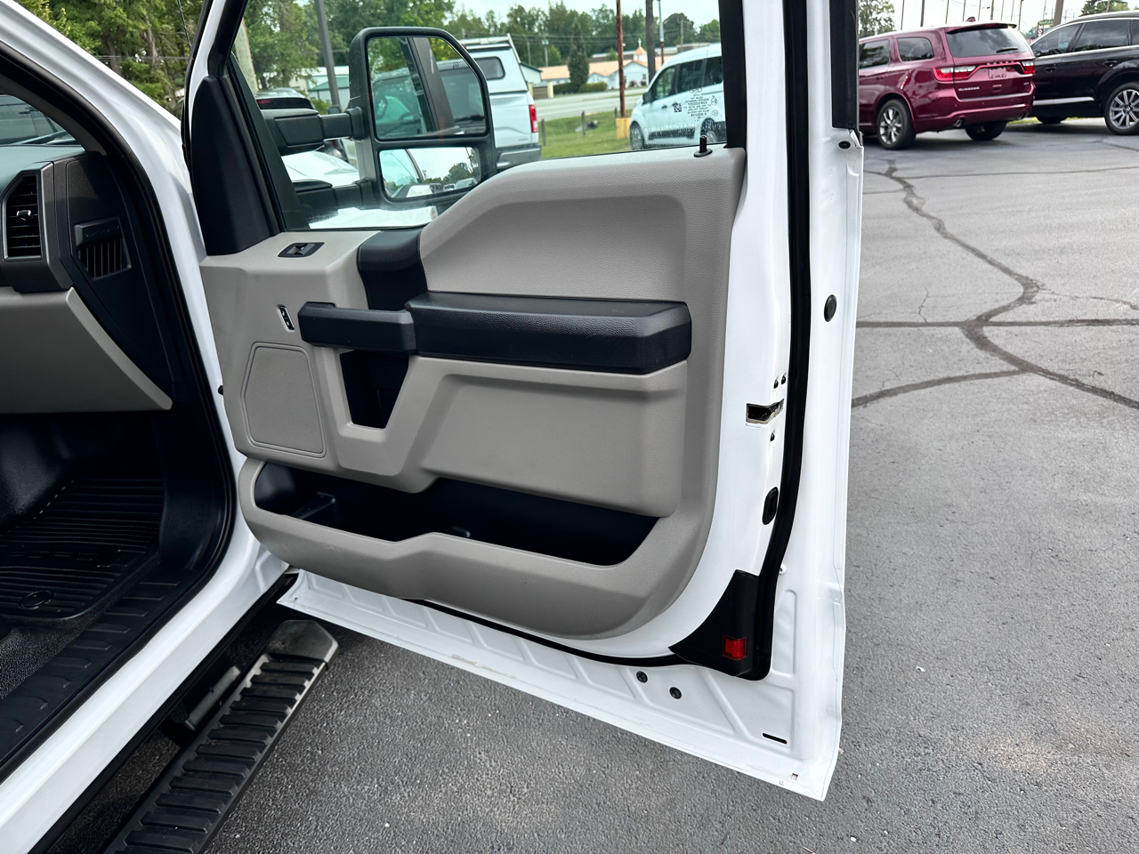 2020 Ford F-350 XL photo 28
