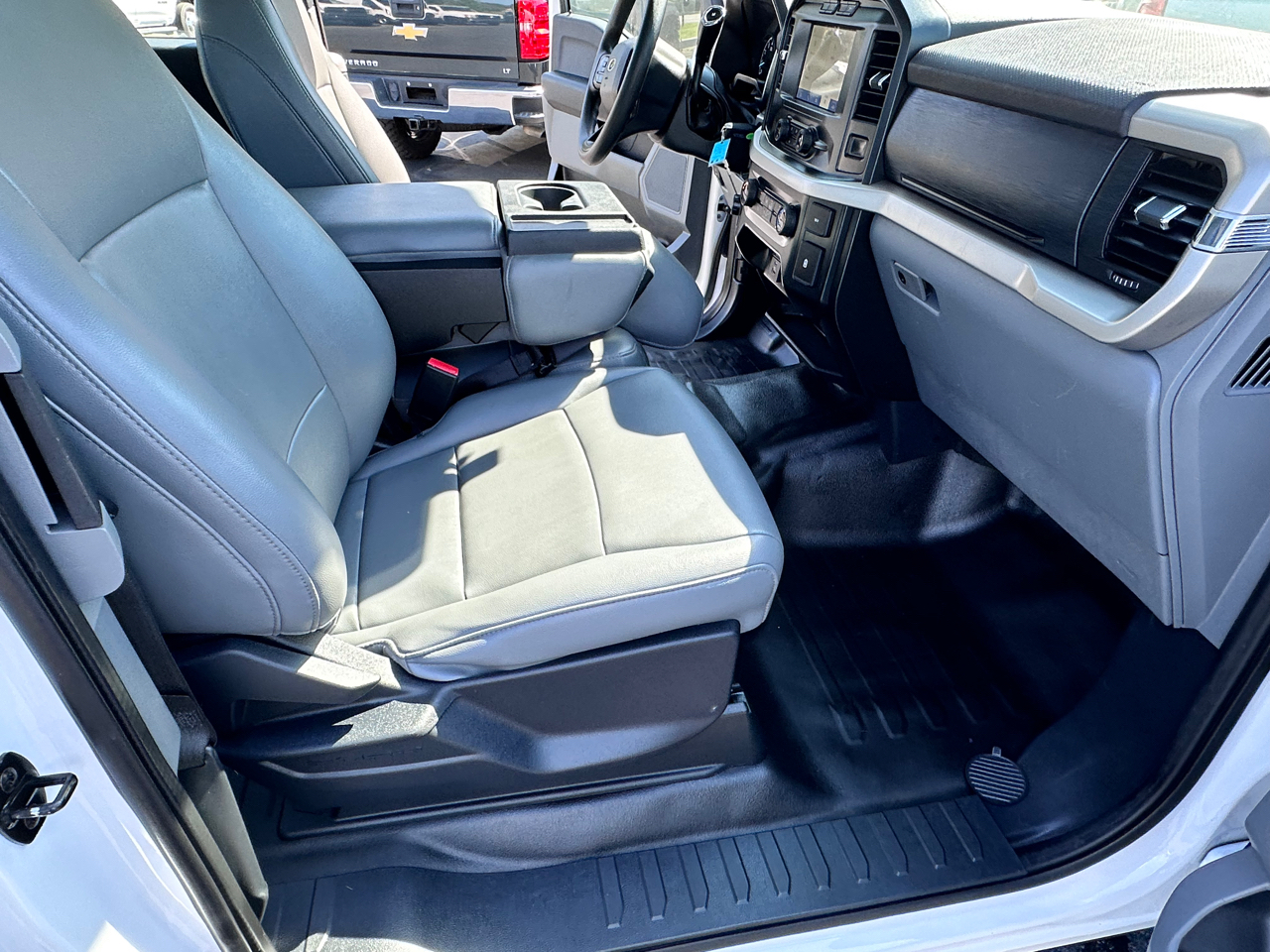 2021 Ford F-150 XL photo 11