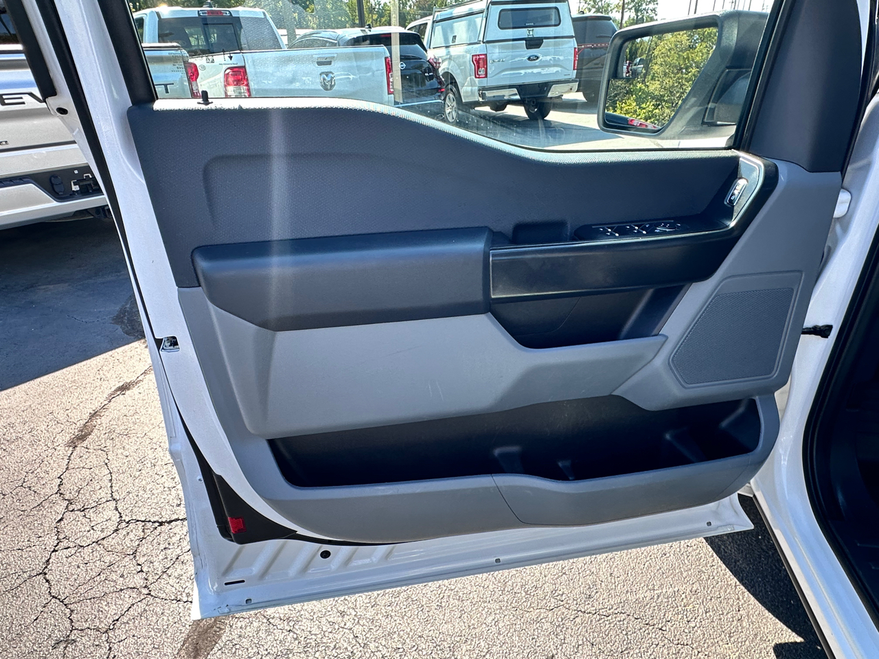 2021 Ford F-150 XL photo 22