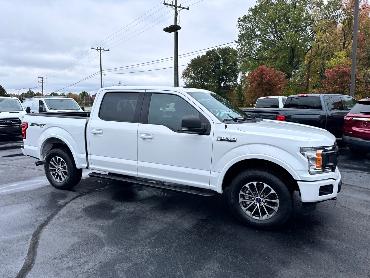 Ford F-150 XLT 4WD SuperCrew 5.5' Box 2019 Ford F-150 XLT 4WD SuperCrew 5.5' Box 2019