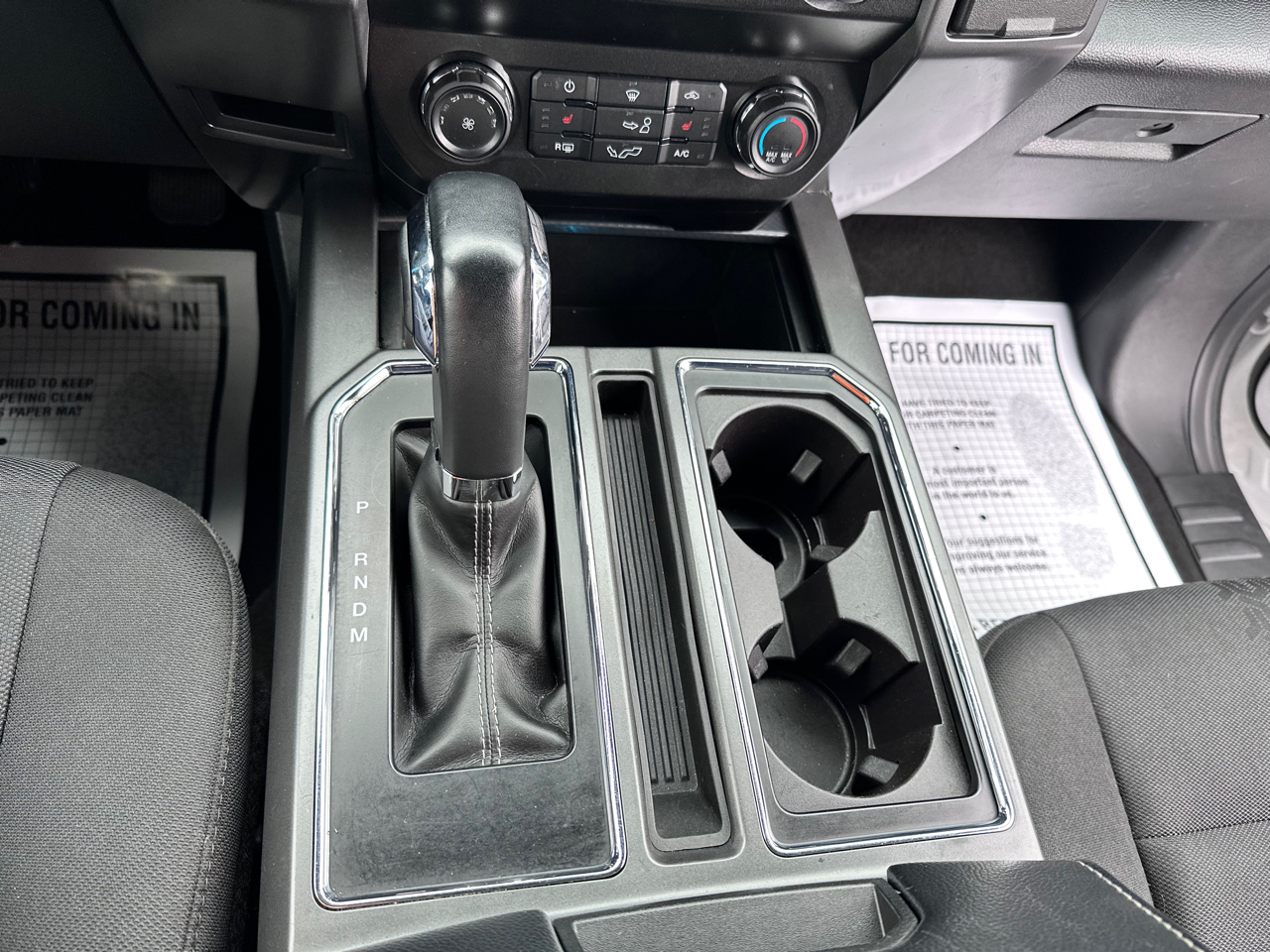 Ford F-150 XLT 4WD SuperCrew 5.5' Box 2019 Ford F-150 XLT 4WD SuperCrew 5.5' Box 2019