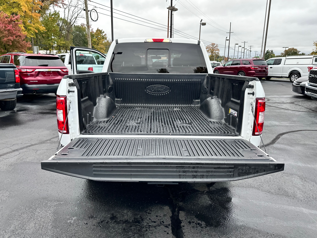 Ford F-150 XLT 4WD SuperCrew 5.5' Box 2019 Ford F-150 XLT 4WD SuperCrew 5.5' Box 2019