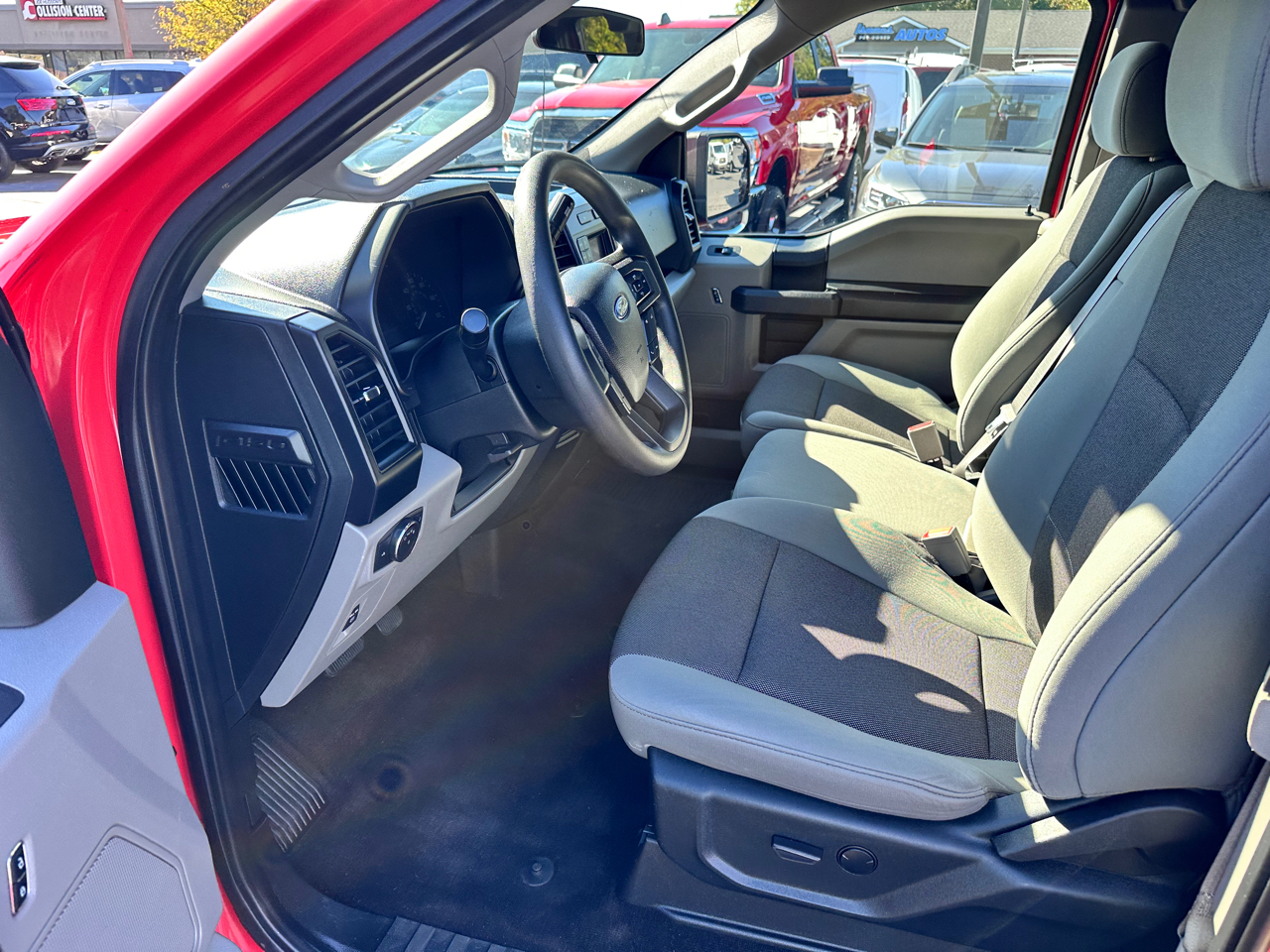 Ford F-150 XL 2WD SuperCab 6.5' Box 2019 Ford F-150 XL 2WD SuperCab 6.5' Box 2019