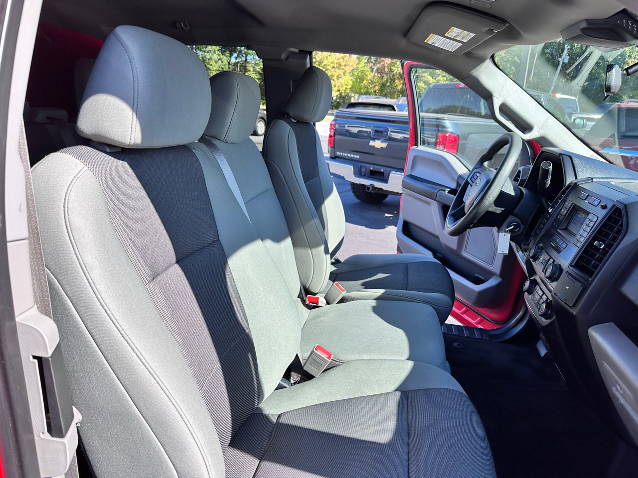 Ford F-150 XL 2WD SuperCab 6.5' Box 2019 Ford F-150 XL 2WD SuperCab 6.5' Box 2019