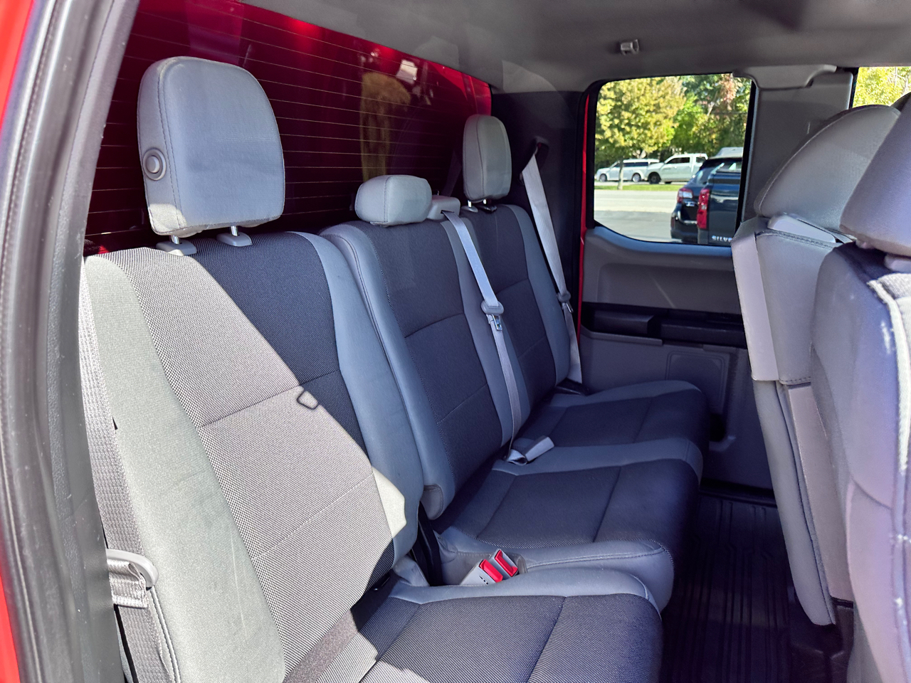 Ford F-150 XL 2WD SuperCab 6.5' Box 2019 Ford F-150 XL 2WD SuperCab 6.5' Box 2019