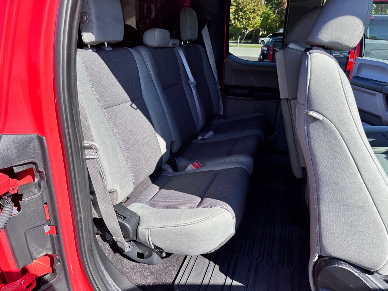 Ford F-150 XL 2WD SuperCab 6.5' Box 2019 Ford F-150 XL 2WD SuperCab 6.5' Box 2019