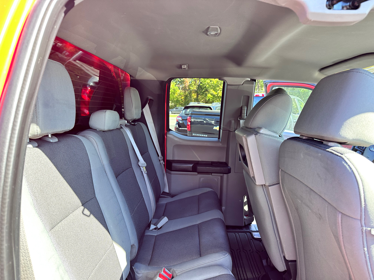 Ford F-150 XL 2WD SuperCab 6.5' Box 2019 Ford F-150 XL 2WD SuperCab 6.5' Box 2019