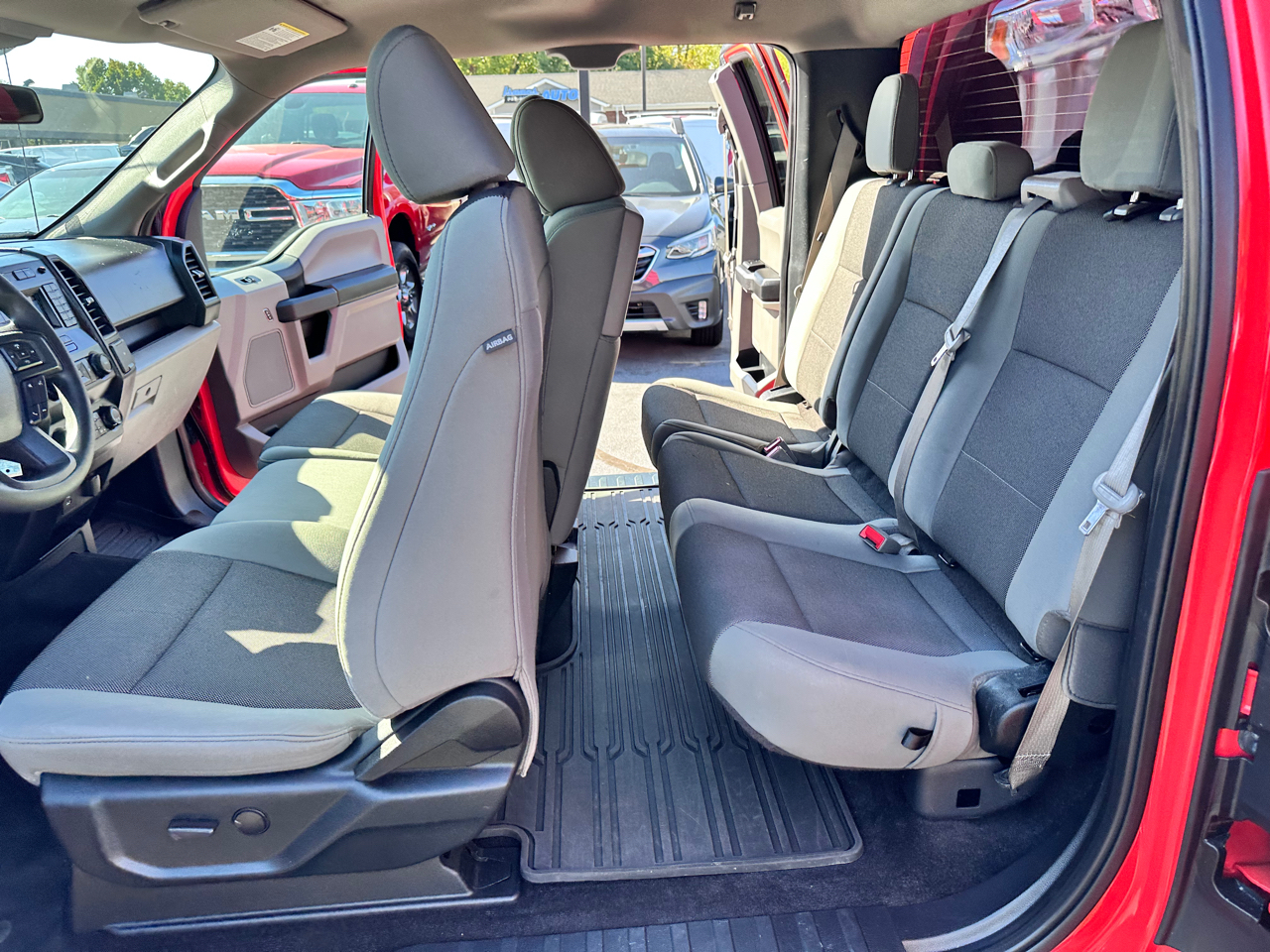 Ford F-150 XL 2WD SuperCab 6.5' Box 2019 Ford F-150 XL 2WD SuperCab 6.5' Box 2019