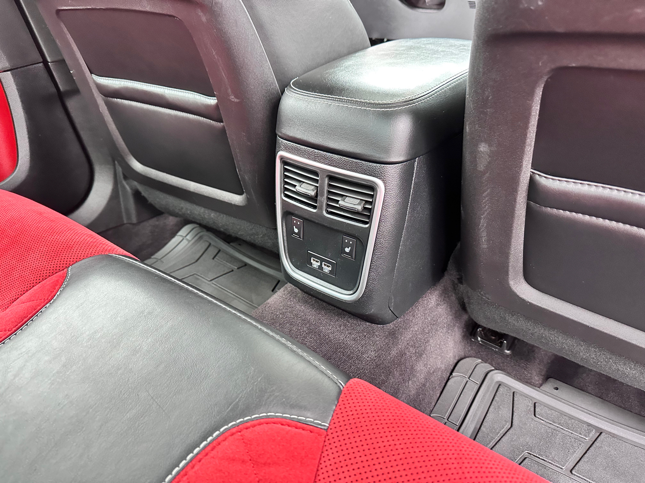 Dodge Charger SRT 392 RWD 2017 Dodge Charger SRT 392 RWD 2017