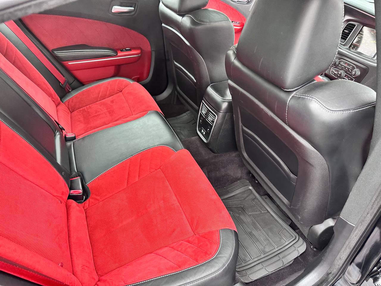 Dodge Charger SRT 392 RWD 2017 Dodge Charger SRT 392 RWD 2017