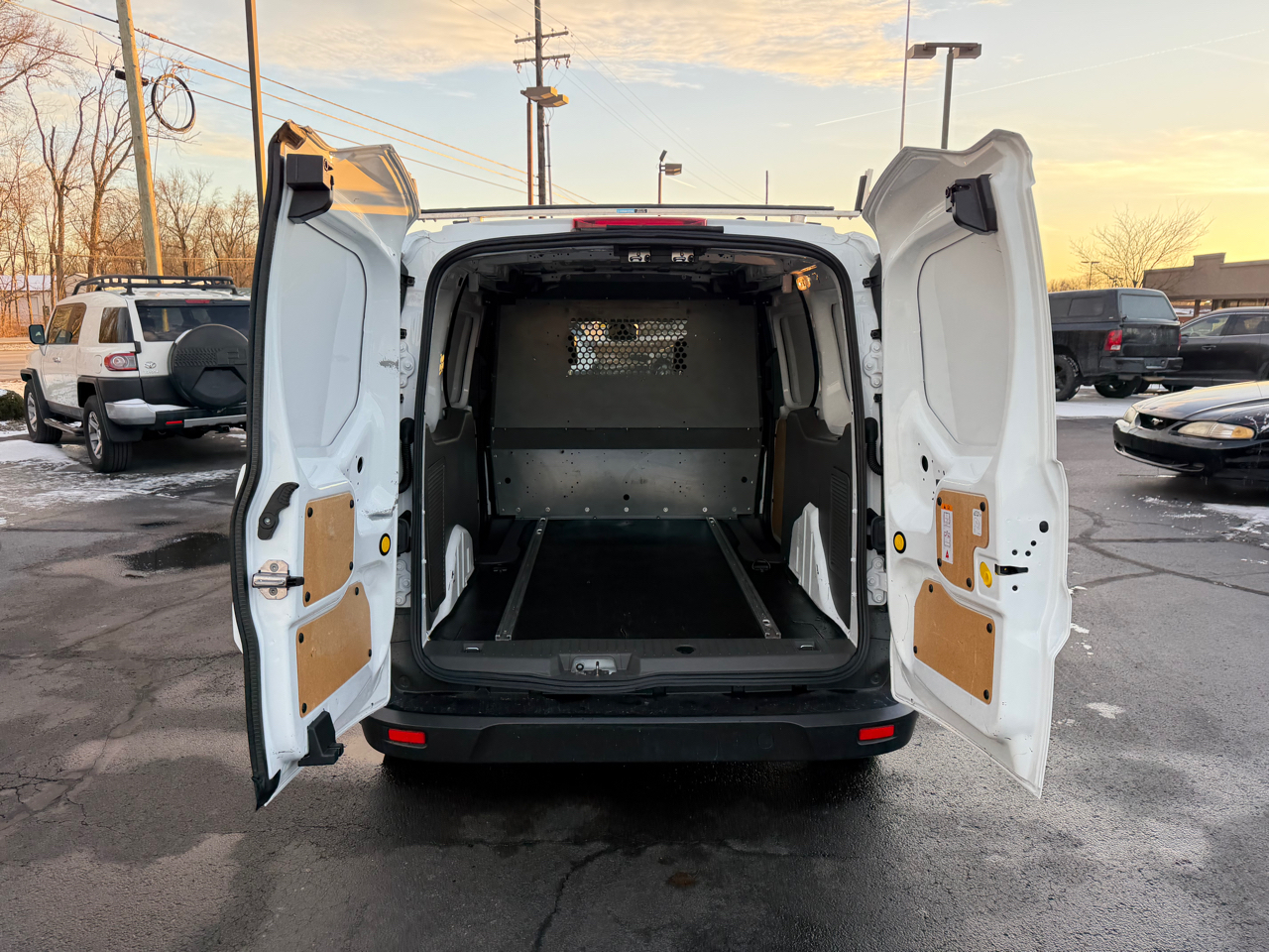 Ford Transit Connect Van XL LWB w/Rear Symmetrical Doors 2021